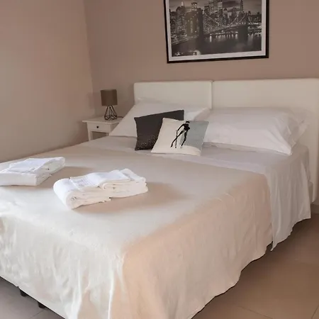 Holiday home Lombardo *